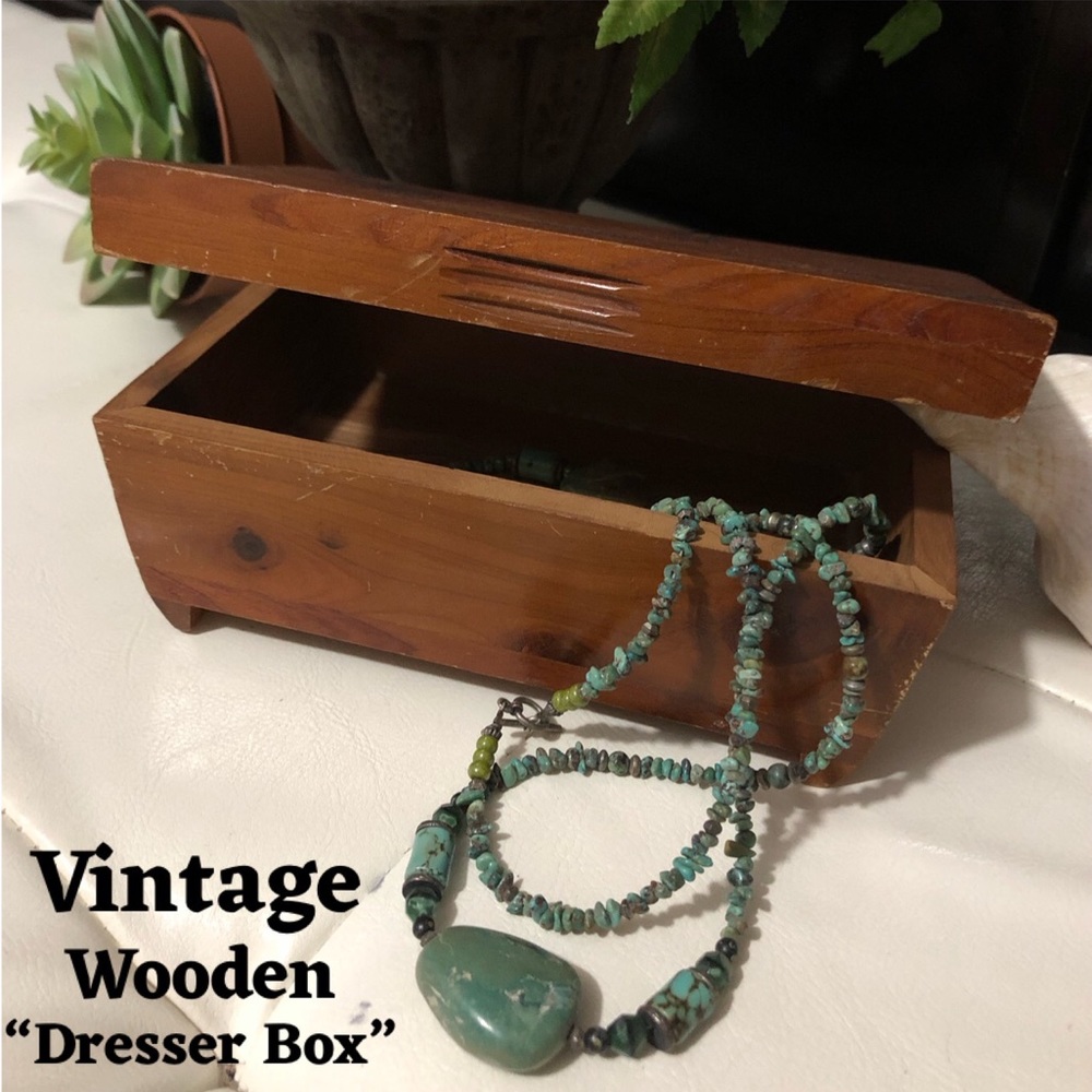 Vintage Wooden Dresser Box-7x2.5
